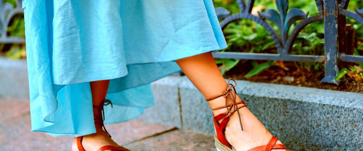 4. Las sandalias de tacón que marcarán estilo en el 2017
