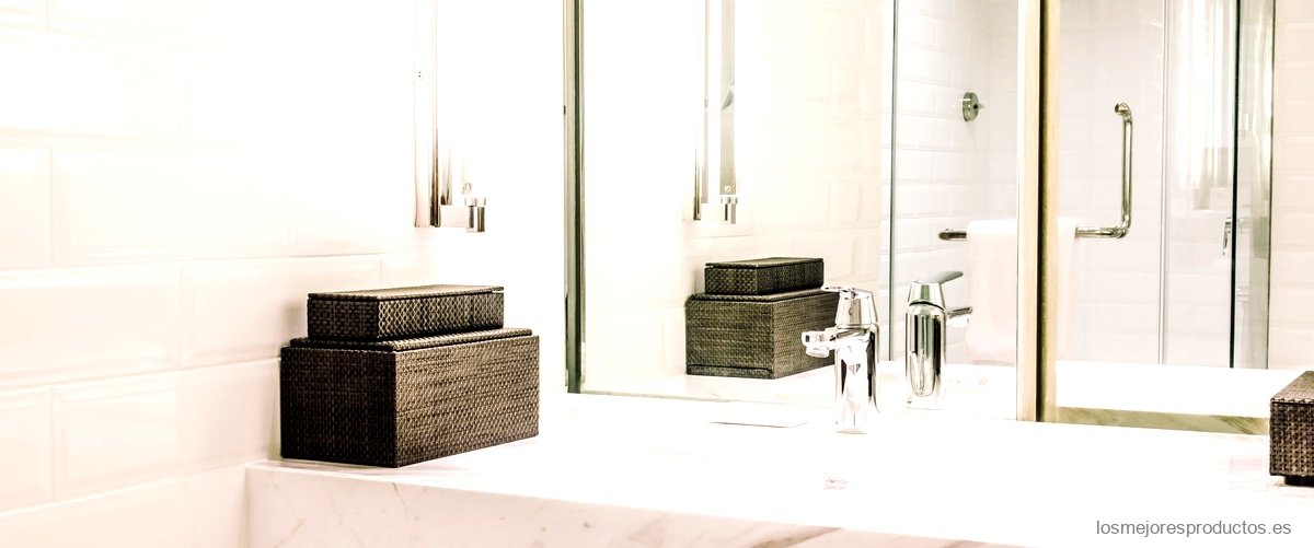 Añade sofisticación a tu baño con un espejo 120x70