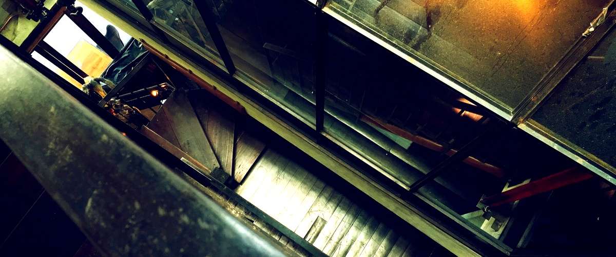 Barandillas de forja para escaleras interiores: estilo y seguridad
