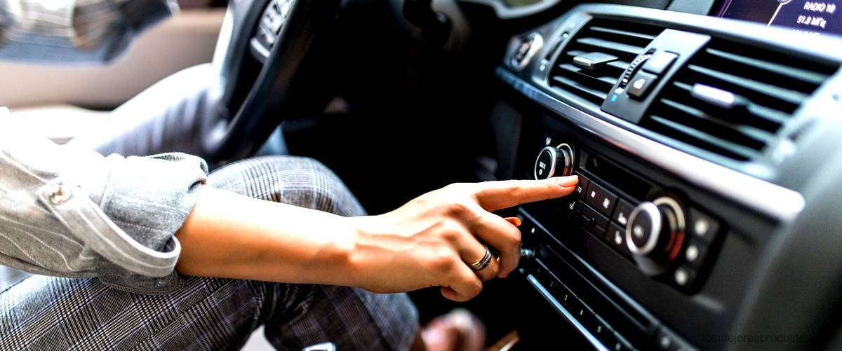 Cómo cambiar el radio CD de tu Peugeot 407 paso a paso