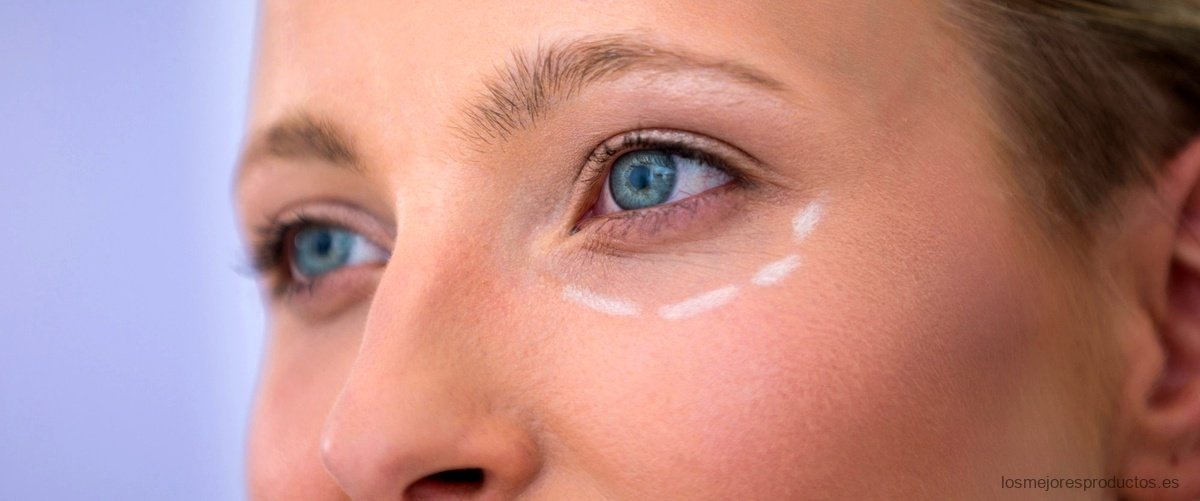 ¿Cuándo se debe usar la crema de contorno de ojos?