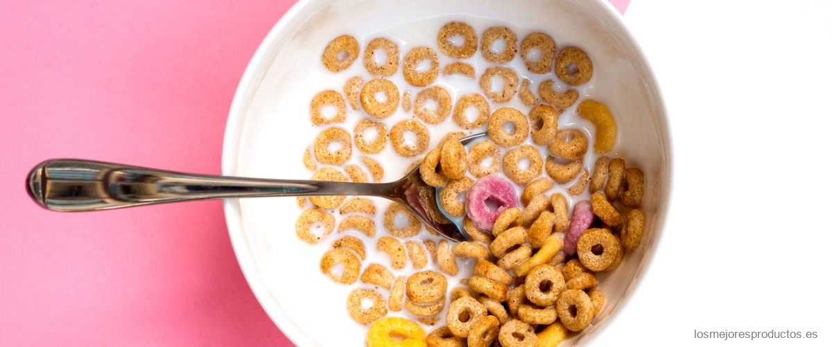 ¿Cuántas calorías tiene una taza de cereal de Kelloggs?