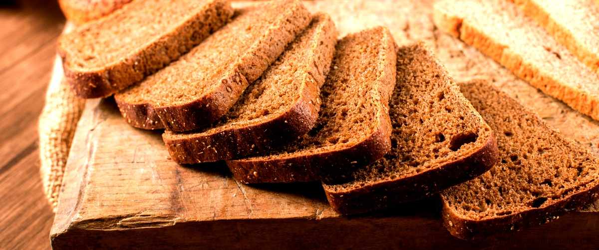 ¿Cuántas calorías tienen 2 tostadas de pan integral?