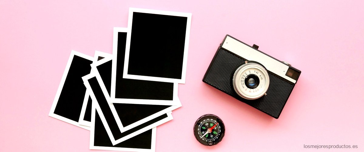 ¿Cuántas fotos tiene un carrete de una cámara Polaroid?