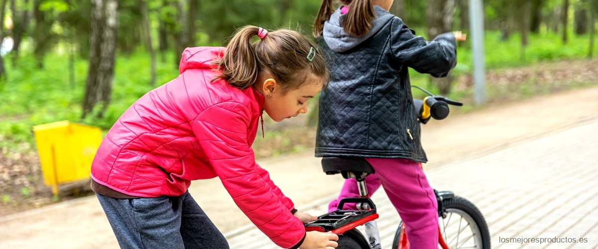 ¿Cuántas pulgadas tiene una bicicleta para un niño de 7 años?