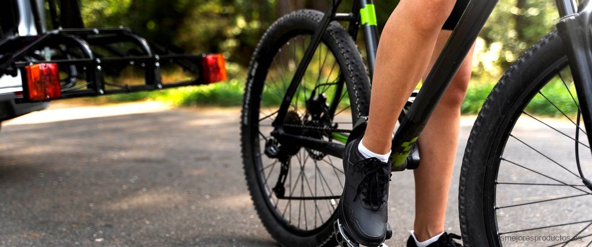 ¿Cuánto pesa una bicicleta de carbono con ruedas de 29 pulgadas?