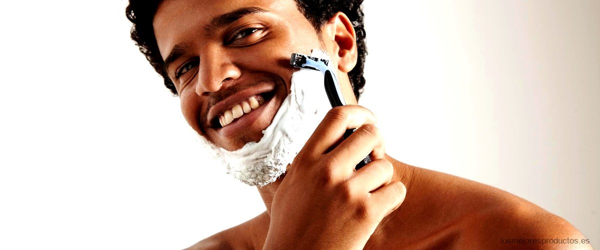 ¿Cuánto tiempo hay que dejar la espuma de afeitar?