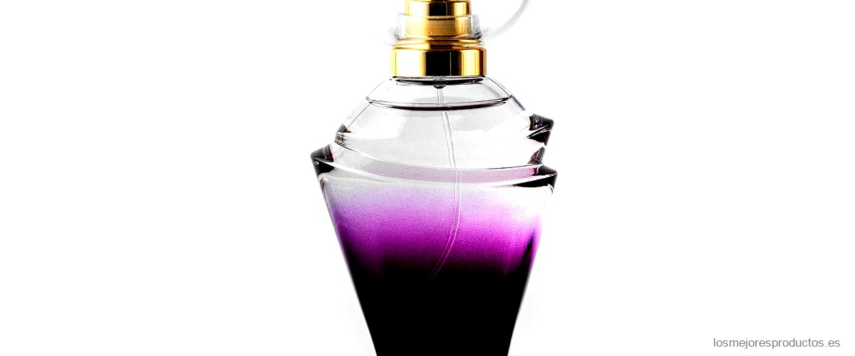 Descubre el encanto de Alaia perfume