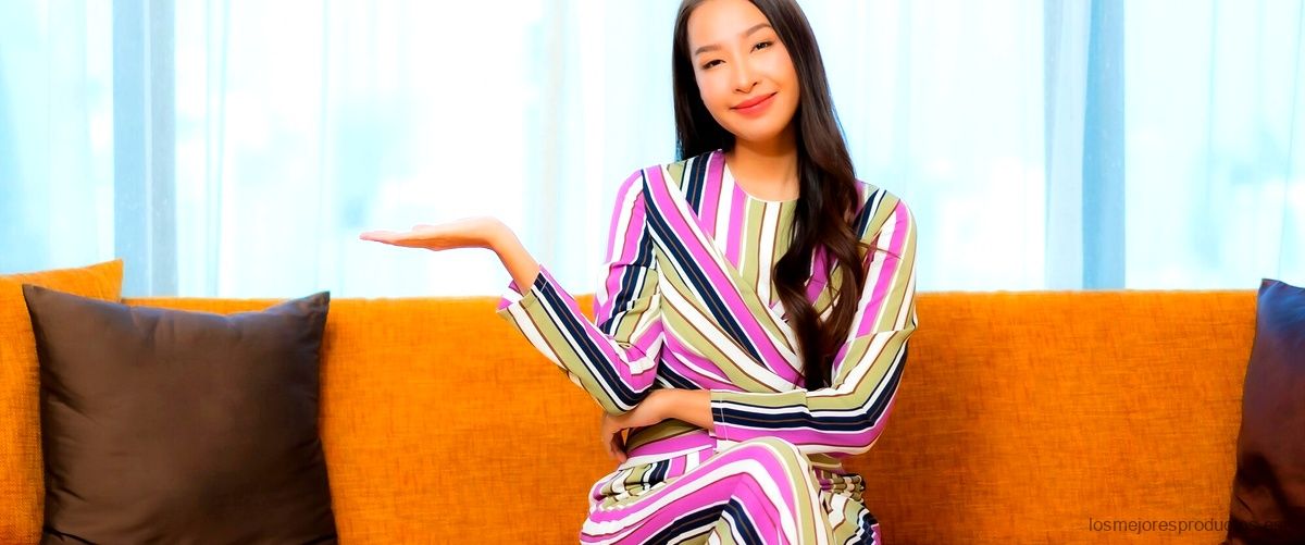Descubre el sofá Kimono Couchel: Un toque de distinción en tu hogar.