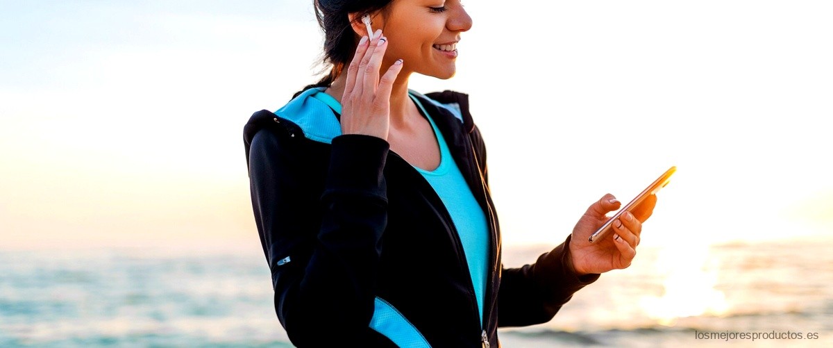 Descubre la comodidad y calidad de los auriculares acuáticos de Decathlon