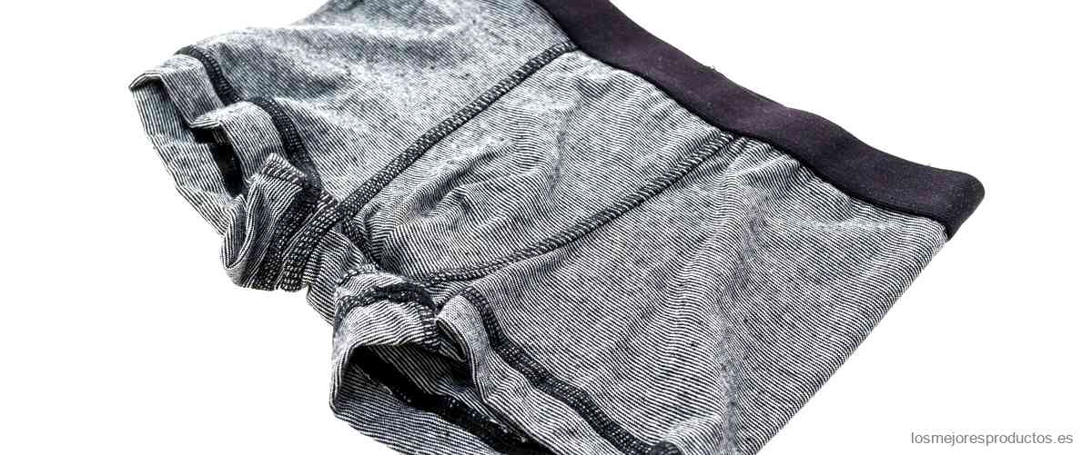 Descubre la elegancia del pantalón uniforme gris en Hipercor