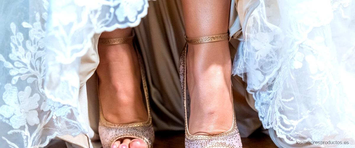 Descubre la elegancia y calidad de los zapatos de baile Reina en oferta
