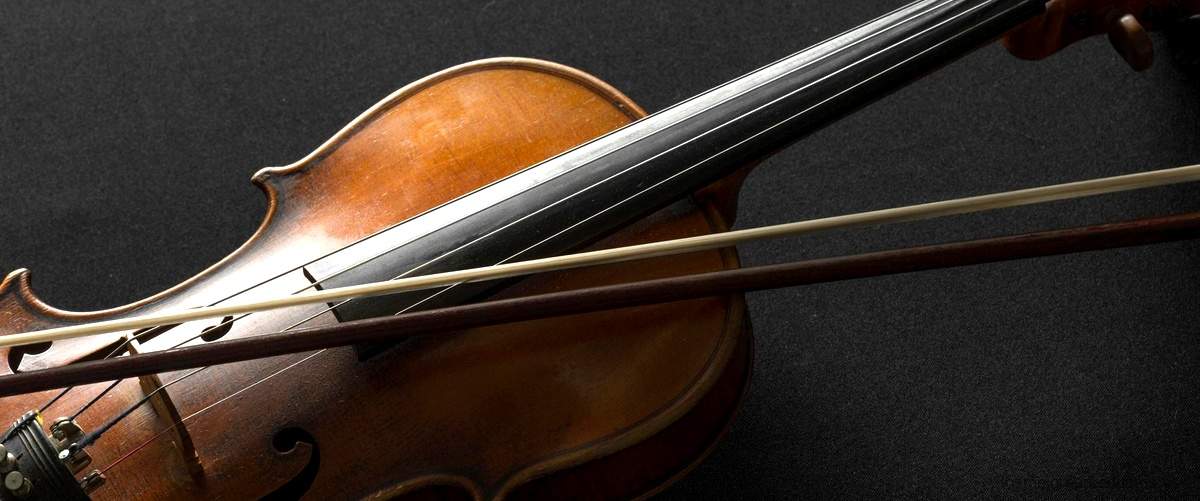 Descubre la nueva colección H2O de Stradivarius: ¡Moda y sostenibilidad juntas!