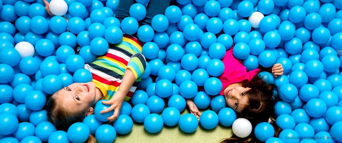 Descubre la piscina de bolas IKEA: un espacio de entretenimiento para toda la familia.