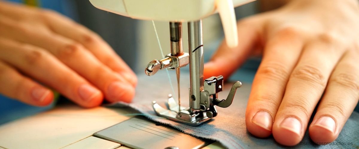 Descubre la versatilidad de la máquina de coser AEG