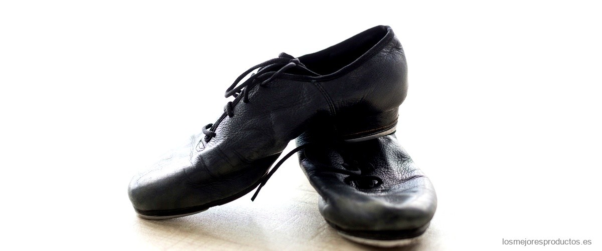 Descubre las zapatillas ideales para tus clases de baile en el outlet de Zumba