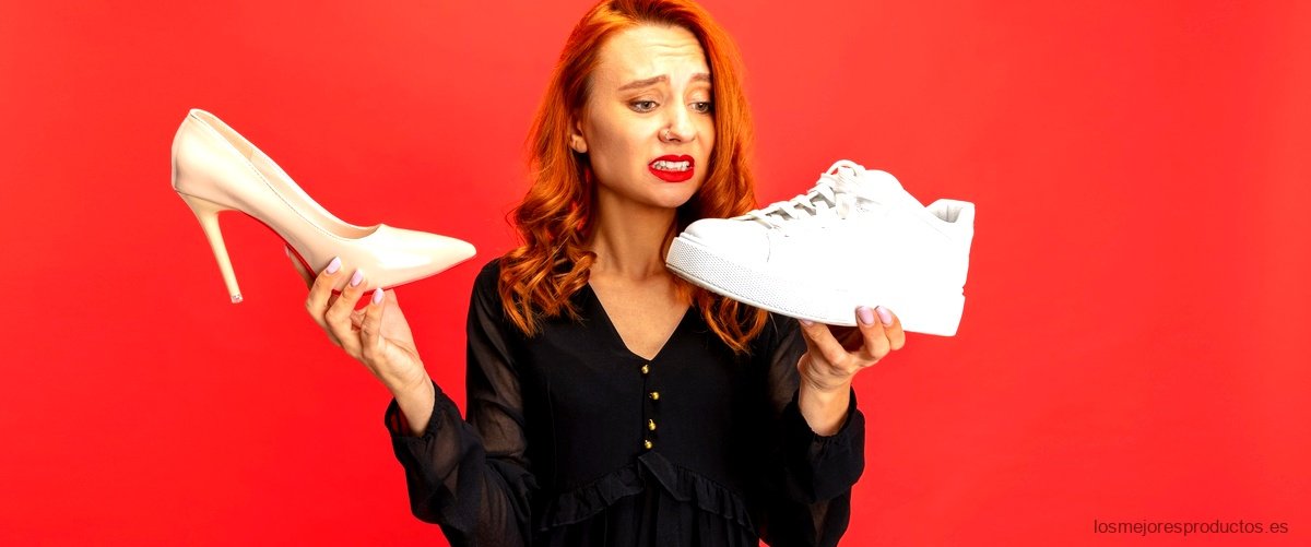 Descubre las zapatillas Nike Roshe Run en color rosa a precios económicos