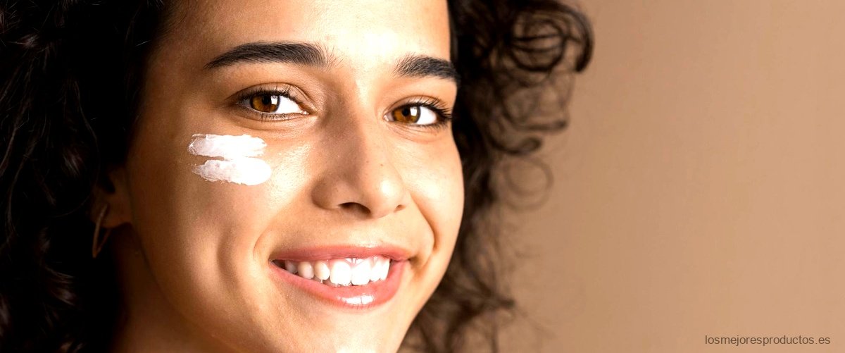 Descubre los beneficios del limpiador facial Eve Lom Primor