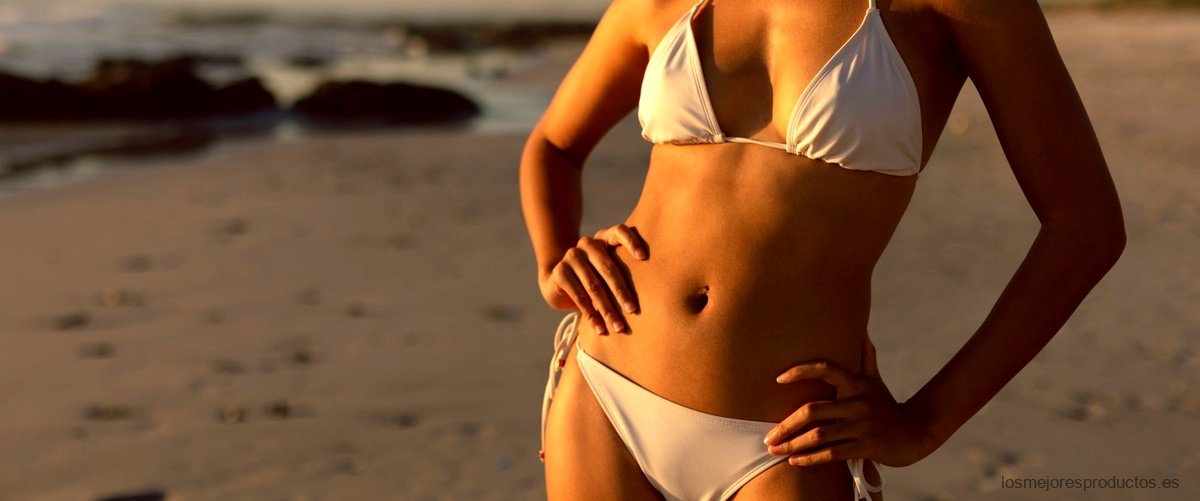 Descubre los micro bikinis baratos más atrevidos para lucir en la playa