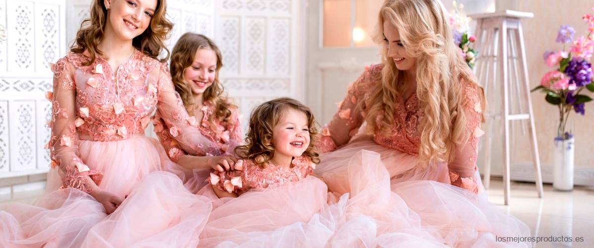Descubre los vestidos de niña para ocasiones especiales en 2015
