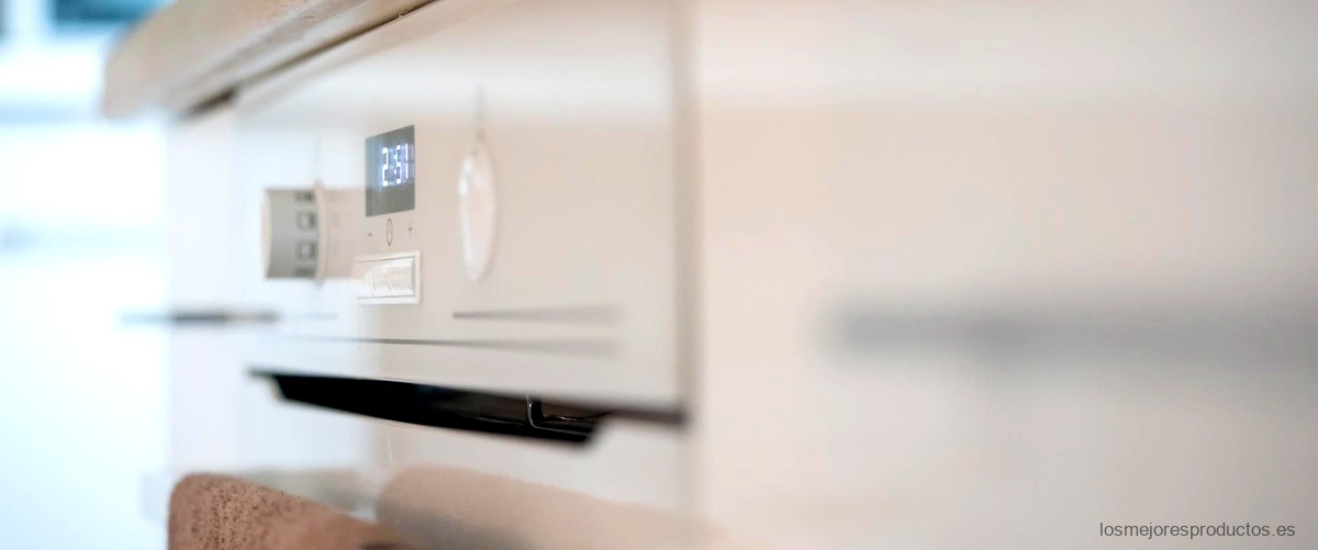 El frigorífico combi Kubo KBC8480 WH: la opción perfecta para tu cocina de 175x60