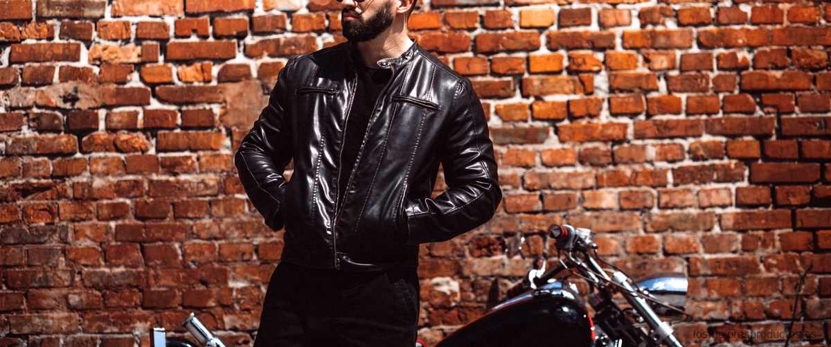 Encuentra tu chaqueta impermeable Decathlon para moto en nuestra tienda online