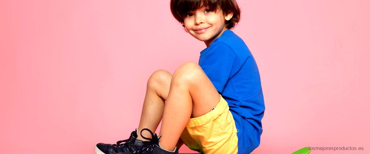 Estilo y comodidad: pantalón chándal Nike para niño en oferta