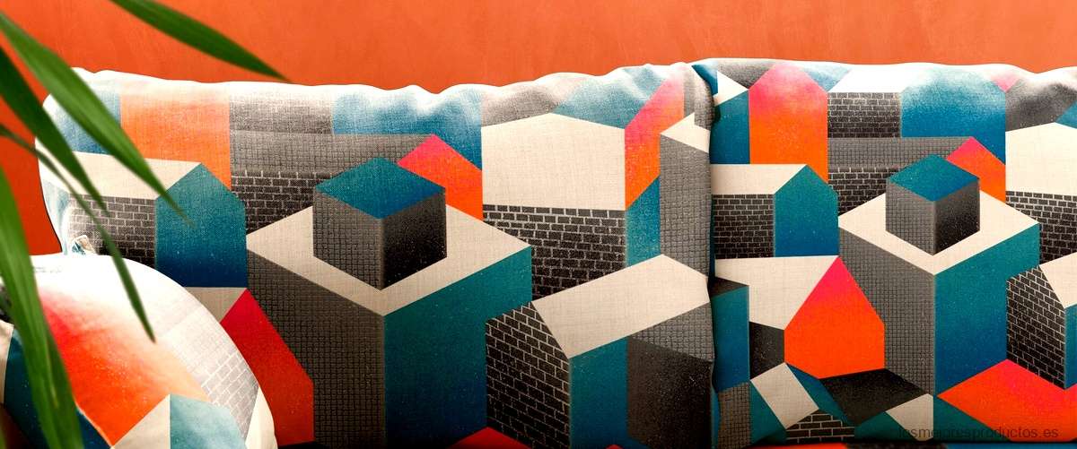 Ideas para combinar cojines de color mostaza y turquesa en tu sala de estar