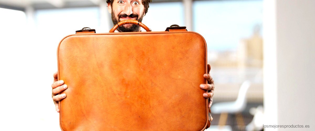 La maleta Mickey Mouse Carrefour: el complemento ideal para tus viajes mágicos