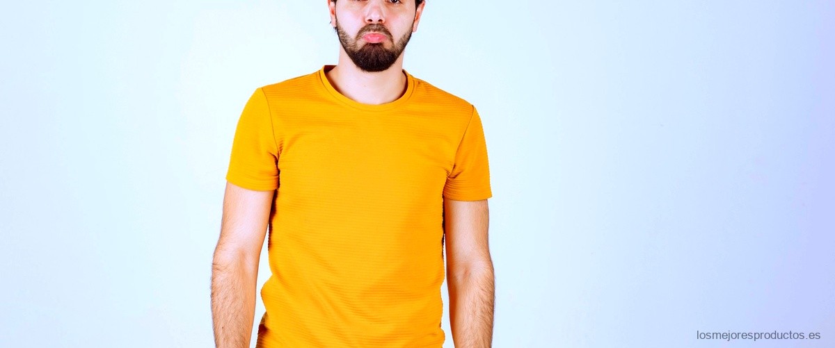 Las mejores combinaciones de moda con camiseta de rayas amarillas y negras