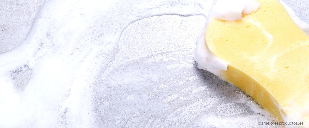 Lenor suavizante líquido con esencia de vainilla: ¡déjate envolver por su fragancia!