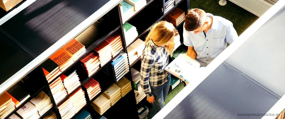 Librerías estrechas: la opción ideal para aprovechar cada rincón de tu hogar