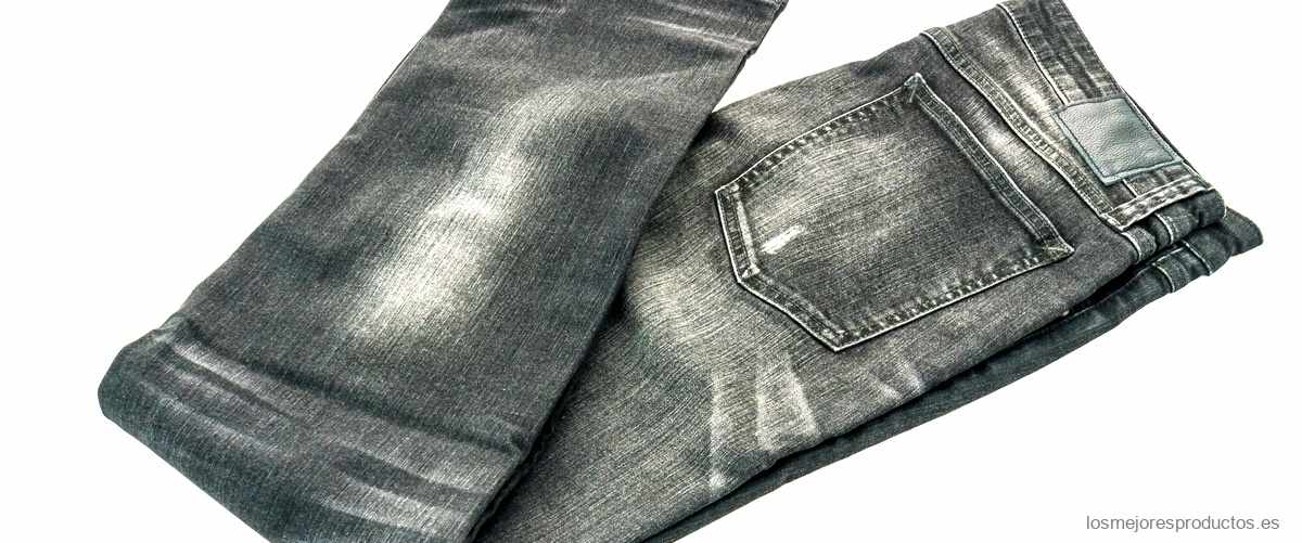 Los pantalones cagados: una tendencia divertida y desenfadada