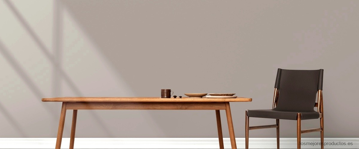 Mesa de comedor gris ceniza: la opción ideal para espacios pequeños
