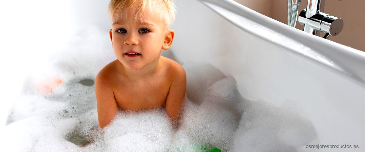 Nenuco Baño de Burbujas: ¡La forma más divertida de bañar a tu bebé!