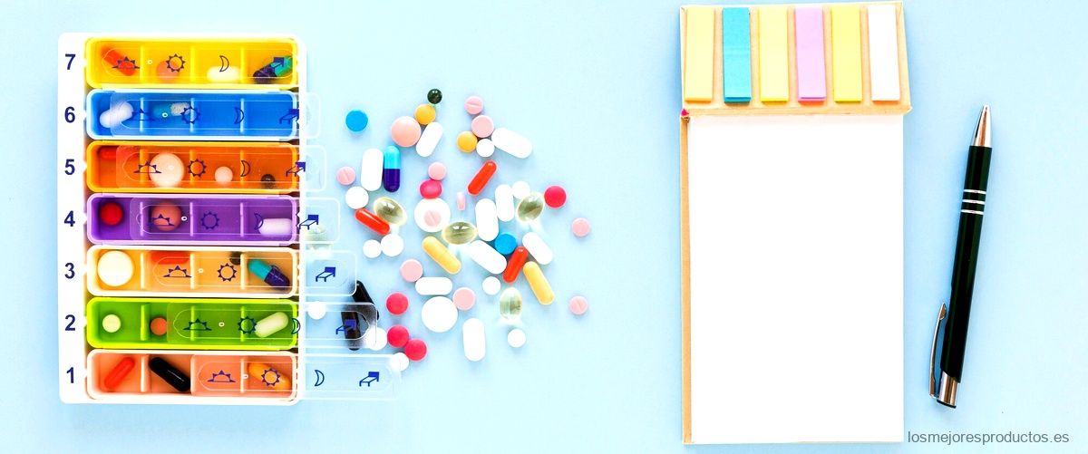 Organización y diseño: el armario de medicamentos PAX de Ikea
