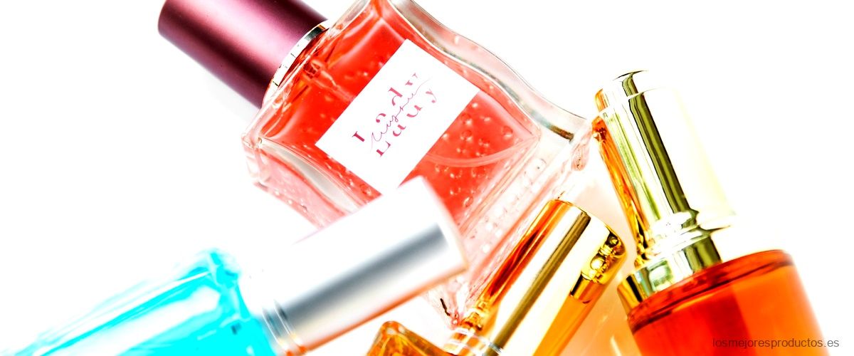 Perfume Alaia: la esencia de la elegancia en tus manos