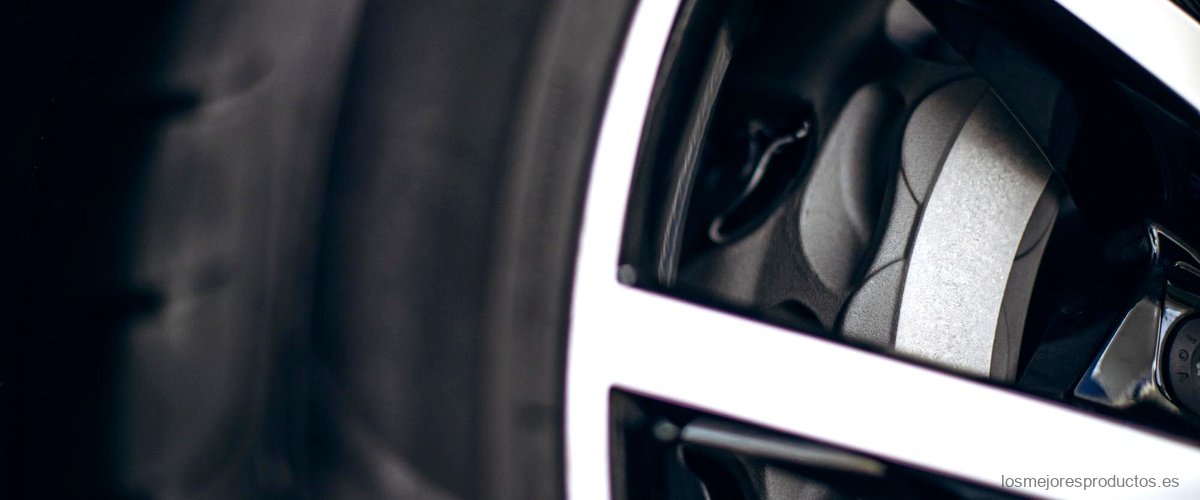 ¿Pirelli P Zero o Michelin Pilot Sport 4? Descubre cuál es la elección correcta.
