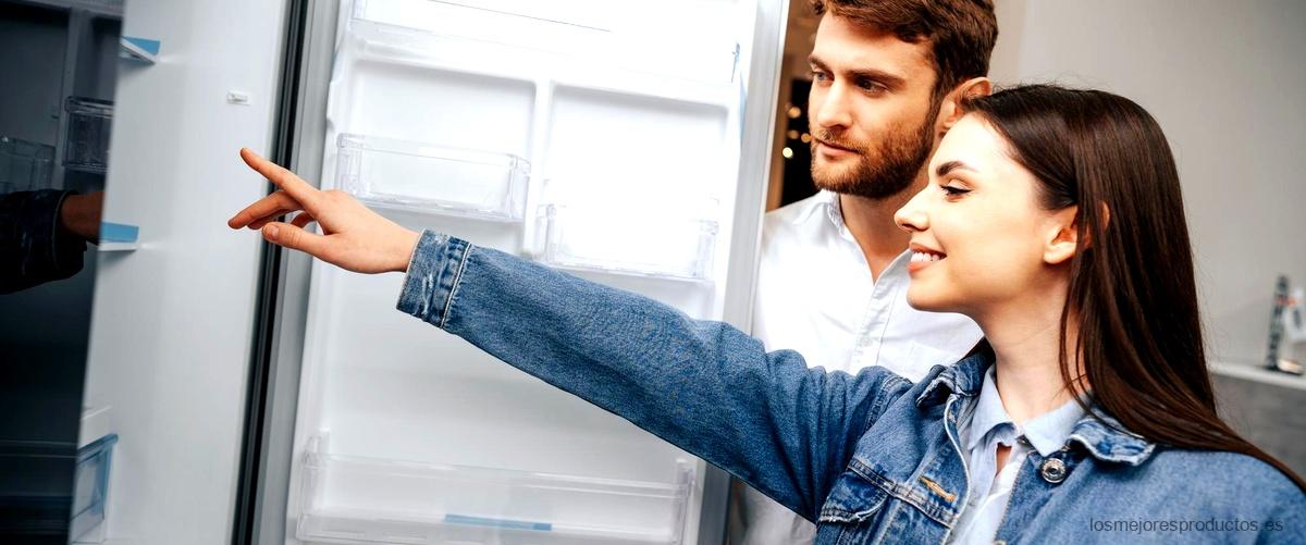 ¿Qué ancho tienen los frigoríficos?