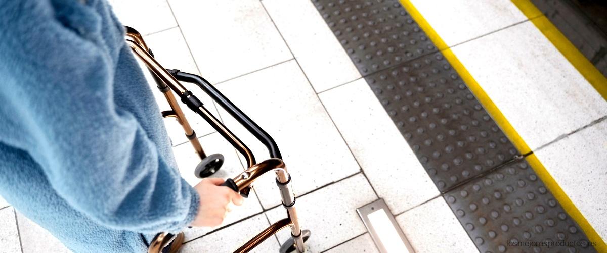 ¿Qué características debe tener una rampa para personas con discapacidad?