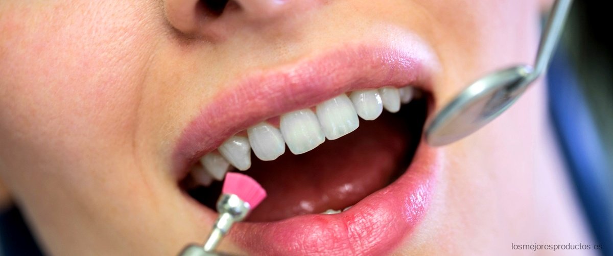 ¿Qué es lo que usan los dentistas para blanquear los dientes?