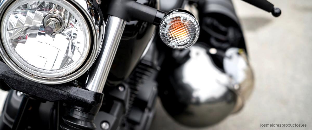 ¿Qué es mejor, luz blanca o amarilla, para una moto?