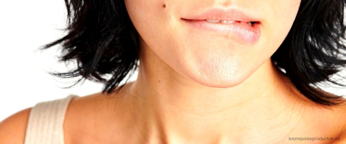 ¿Qué es mejor para el herpes labial, crema o parche?