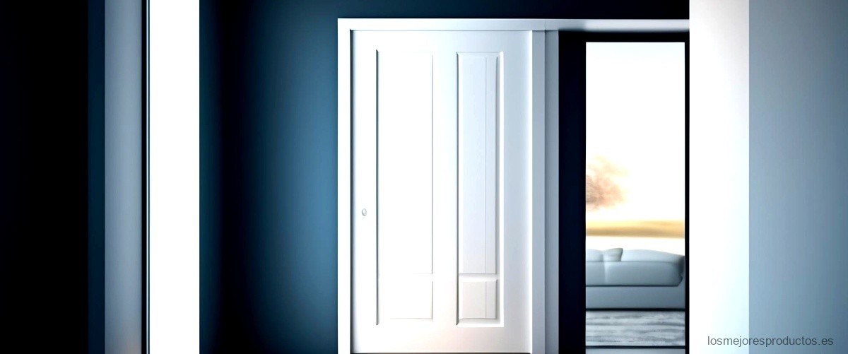 ¿Qué espacio se debe dejar para una puerta de 72 cm?