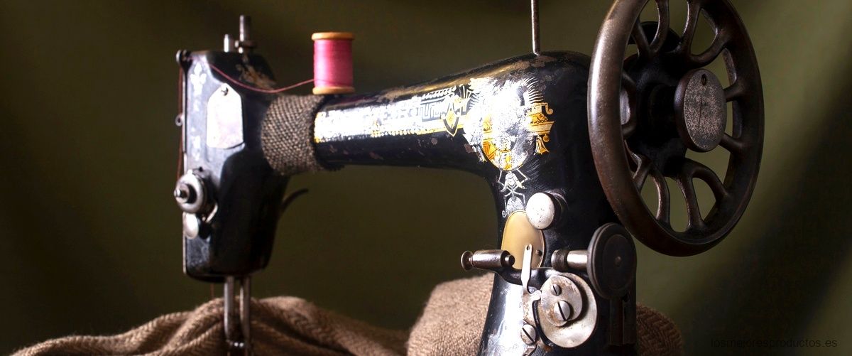 ¿Qué fuerza tiene un motor de una máquina de coser?