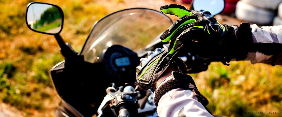 ¿Qué guantes debe usar un motociclista?