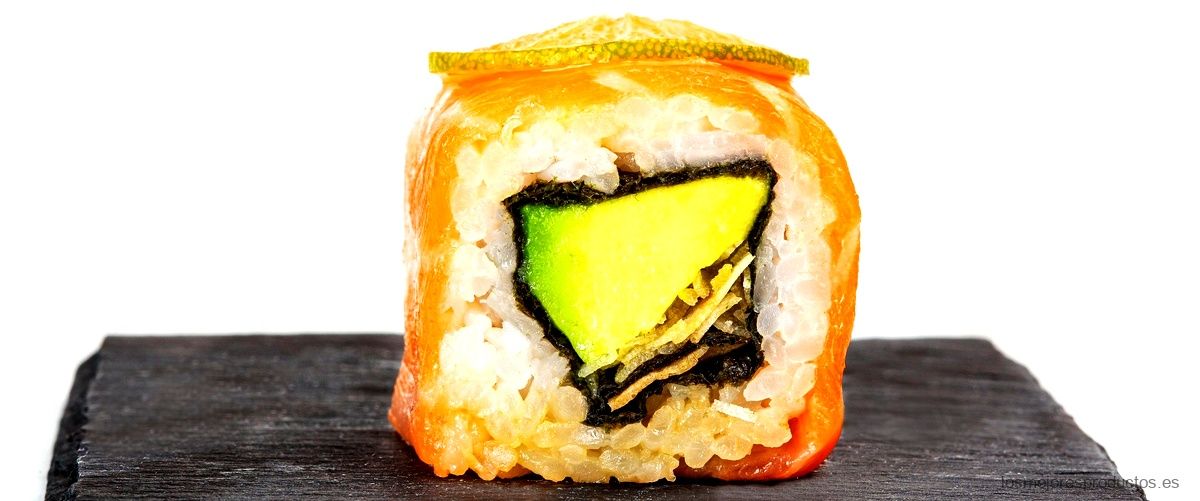 ¿Qué tiene el sushi adentro?