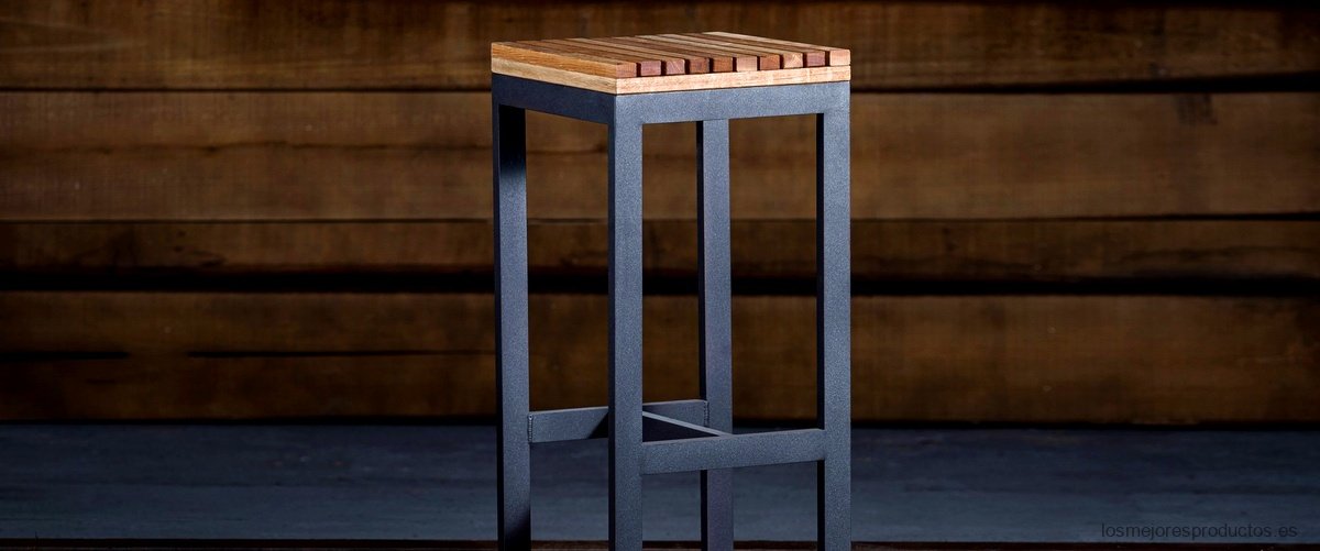 Renueva tu mesa redonda con patas de madera de estilo moderno