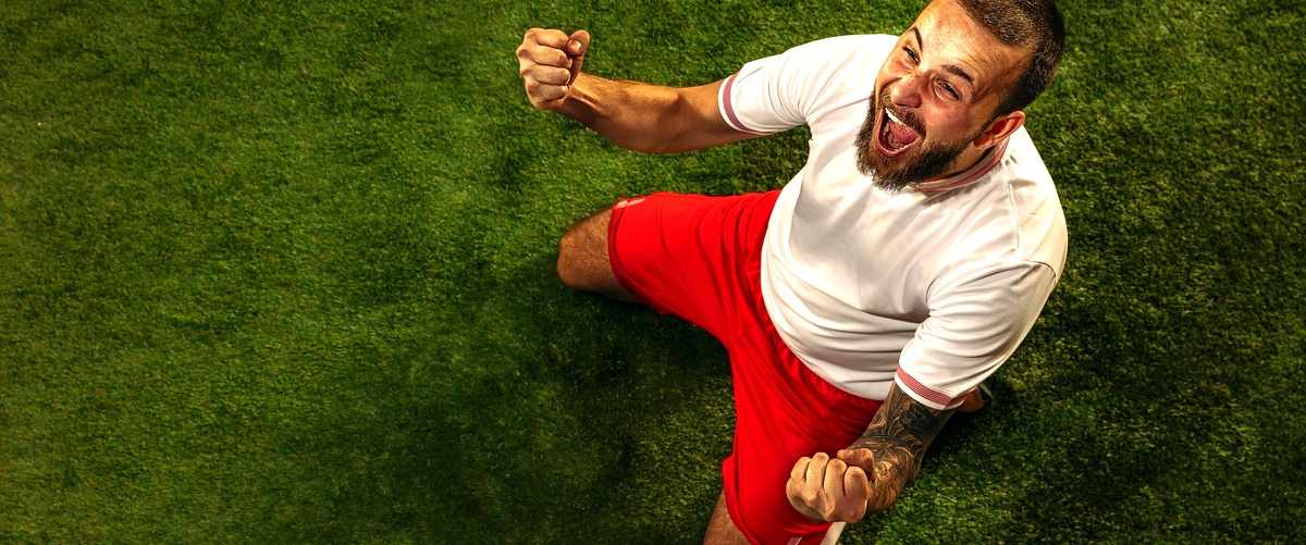 Sudadera Sevilla FC: el complemento perfecto para los fans