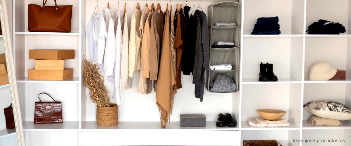 Ventajas de los armarios de tela o plástico para mantener tu ropa ordenada